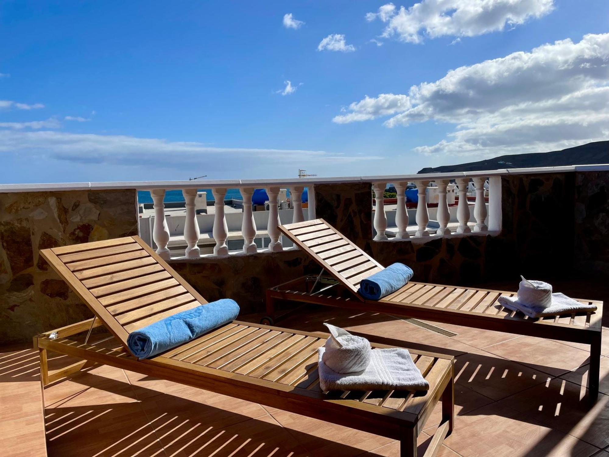 Chabela'S Seaview Penthouse & Spa Lajita Exteriör bild
